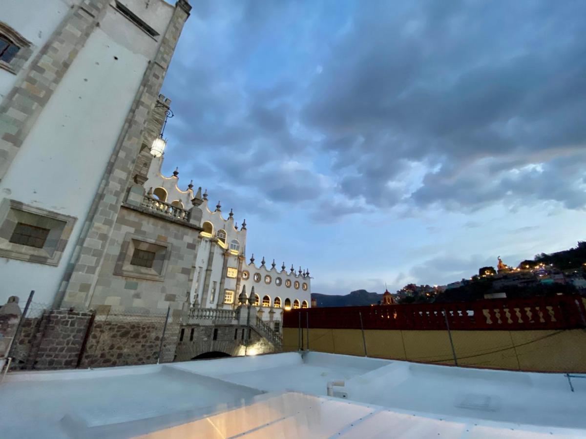 Hotel Universidad Guanajuato Exteriör bild
